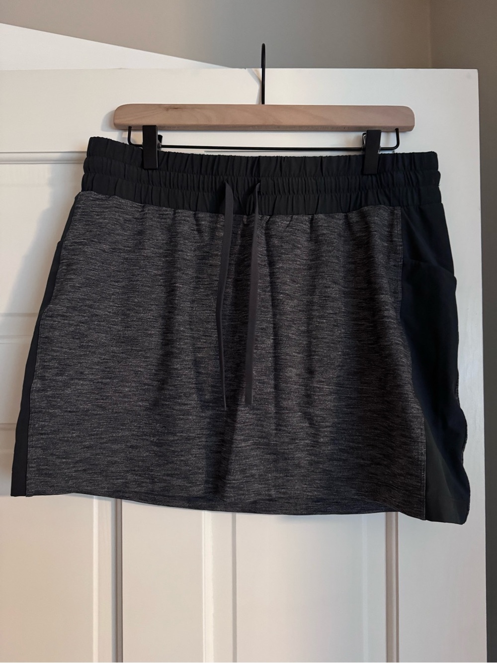 Athleta Black & Charcoal Performance Skort with Drawstring